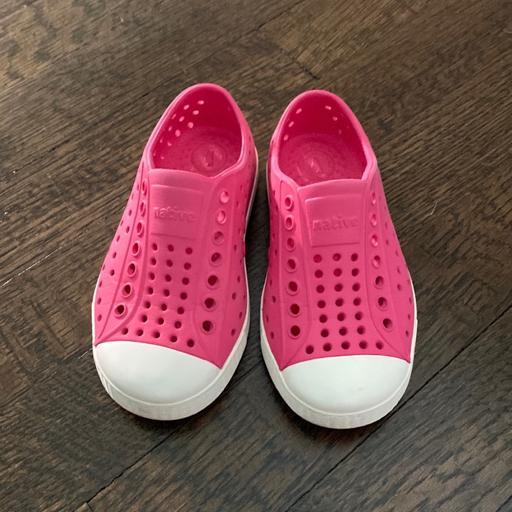 Native Magenta color